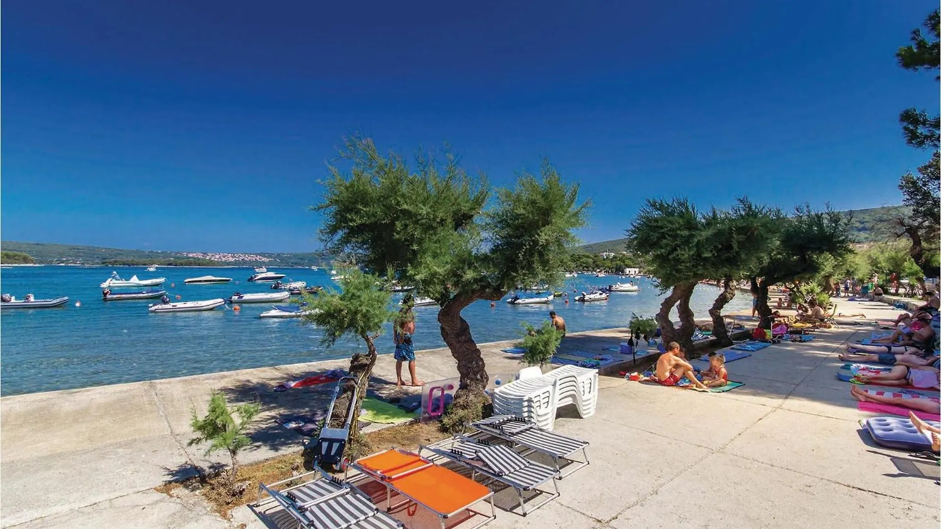 Gorgeous Apartment In Krk With Wifi Punat